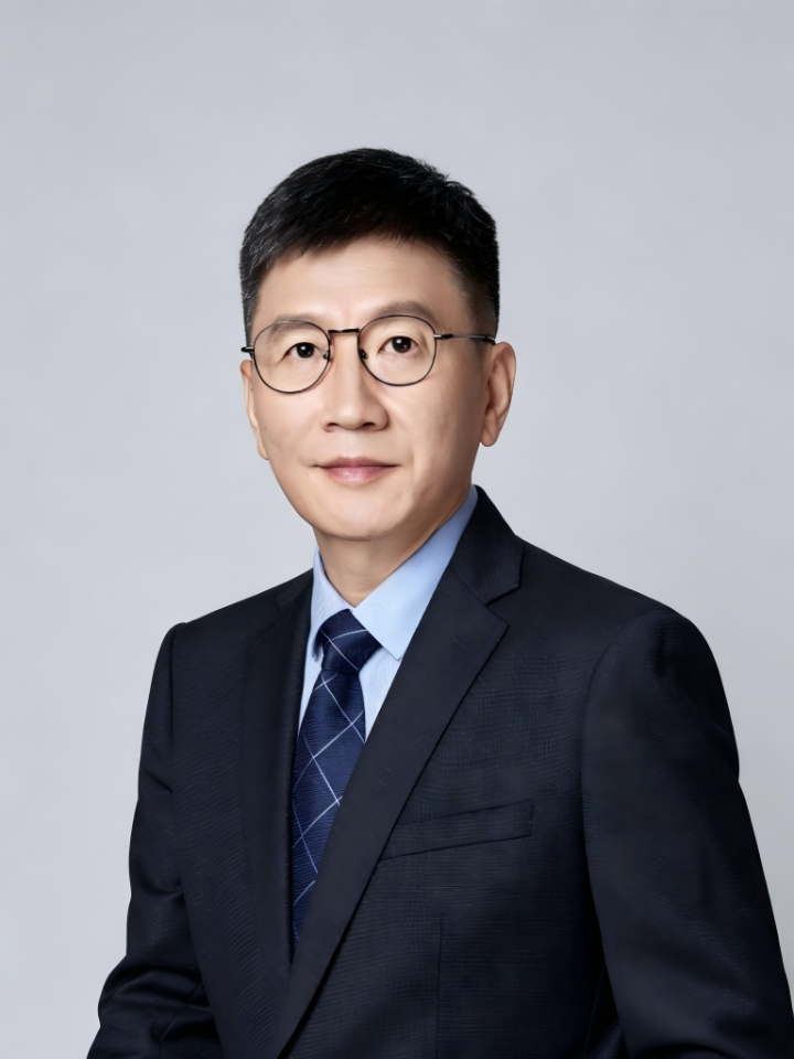 Portrait of Lawyer Chen Kang