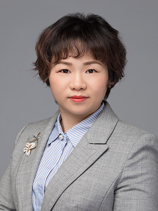 Portrait of Lawyer Chen Man