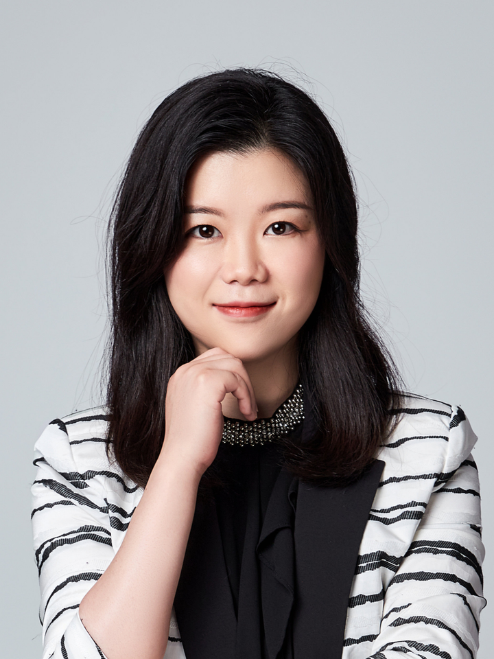 Portrait of Lawyer Deng Chuang Chao