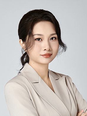 Portrait of Attorney Huang Jie Huan