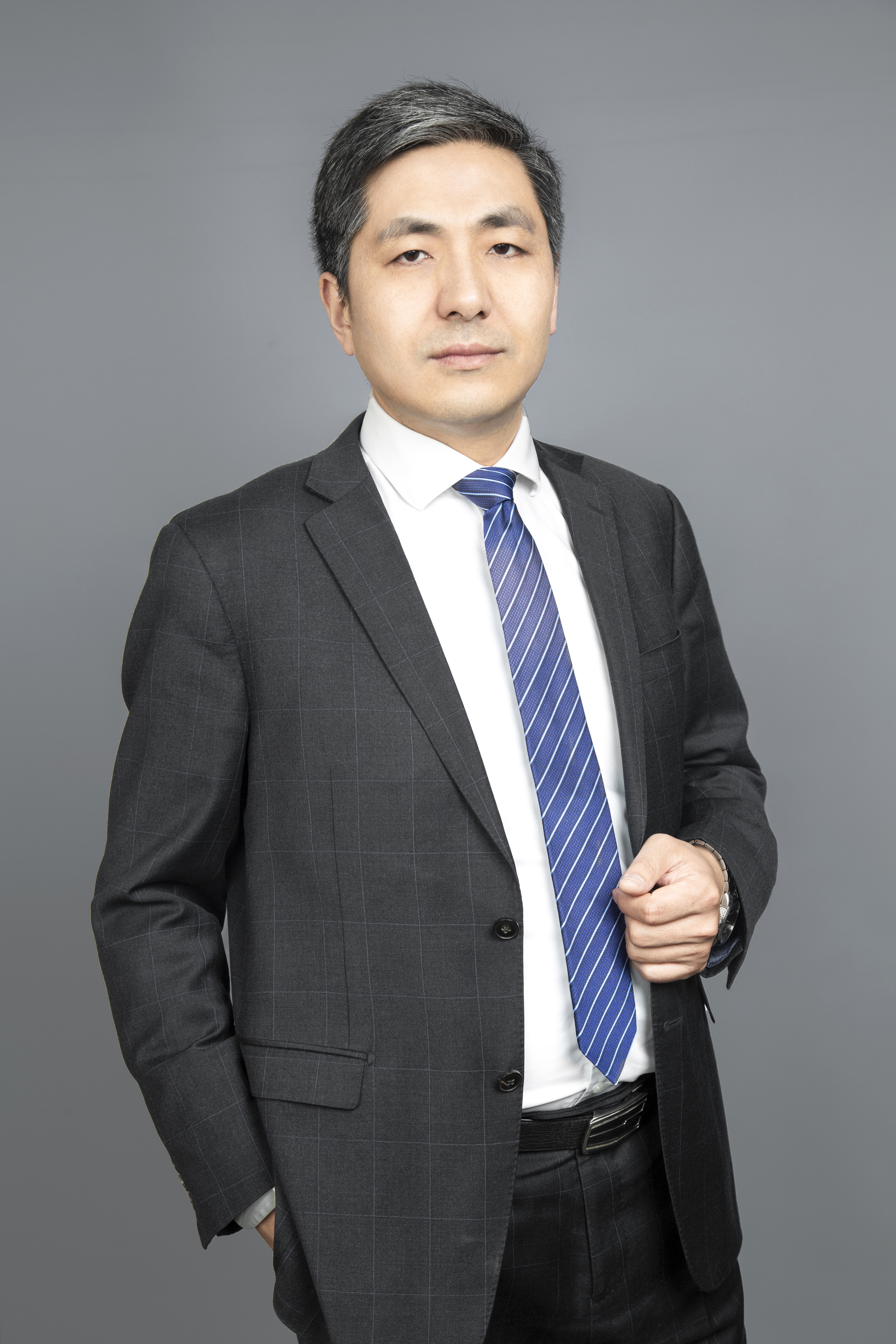 焦成龙