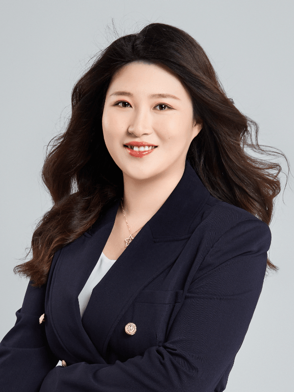 Portrait of Lawyer Liu Huan