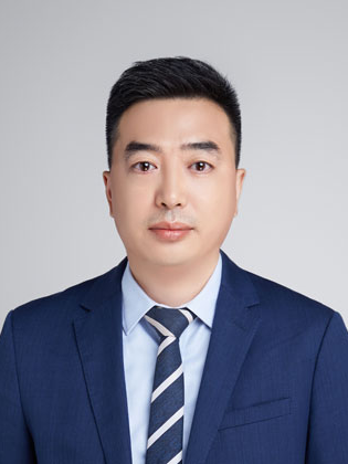 Portrait of Lawyer Liu Yi