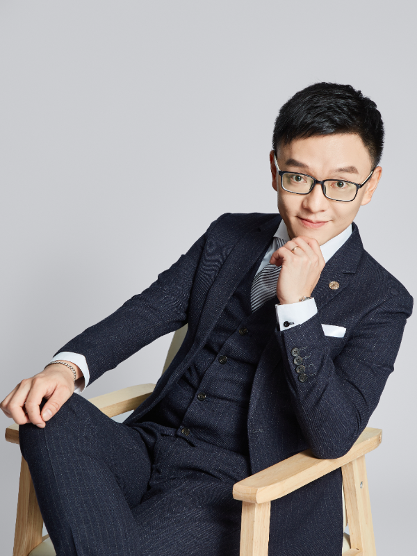 Portrait of Lawyer Peng Jinyao