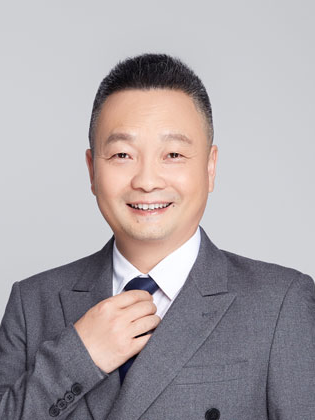Portrait of Attorney Peng Limin