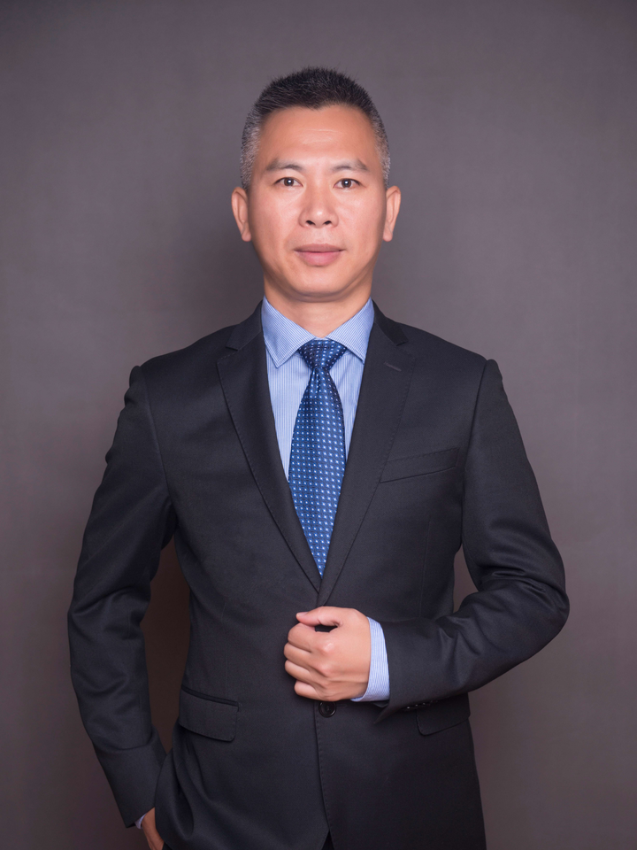 Portrait of Lawyer Wei Guo Xiang