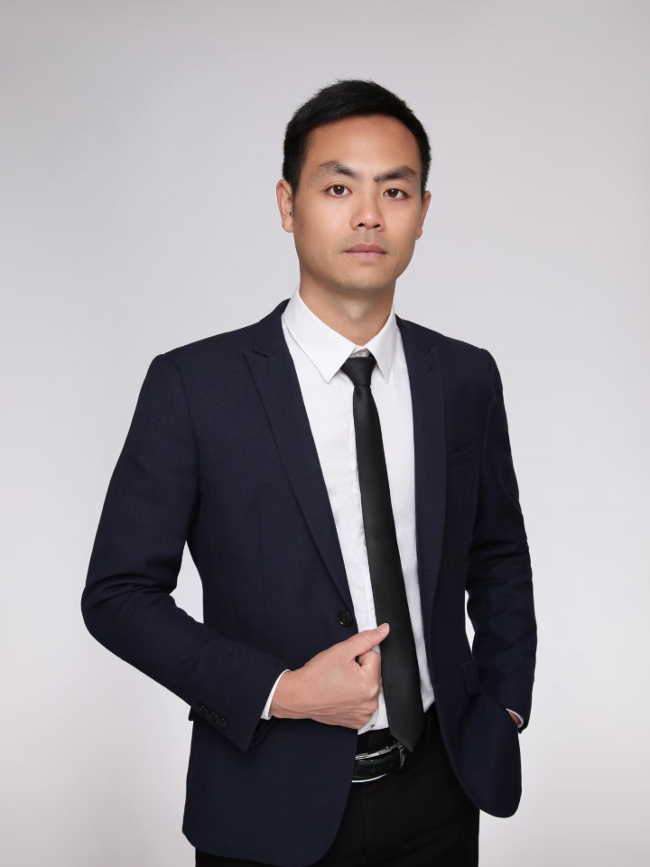 Portrait of Lawyer Yang Zhuo Xi