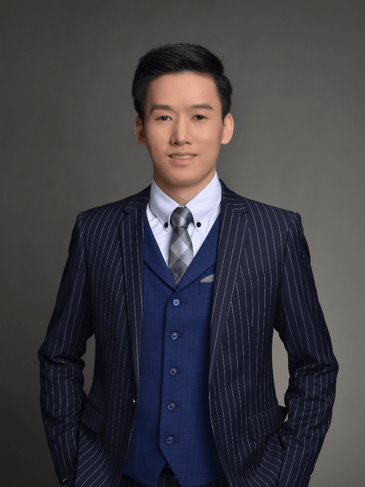Portrait of Attorney Zhang Junqiang